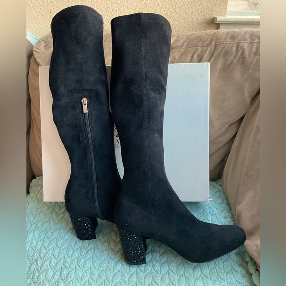 Badgley Mischka Evalina Sparkled Heeled Boots Size 6.5 M - Picture 1 of 8